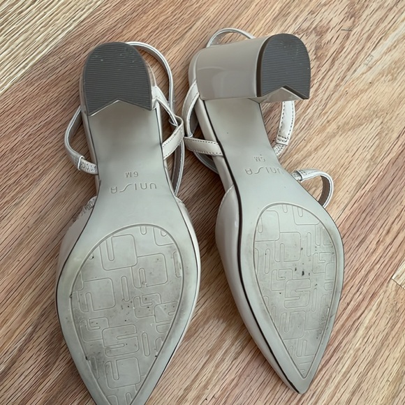 Unisa Block Heal Nude Color Shoe - Picture 3 of 5